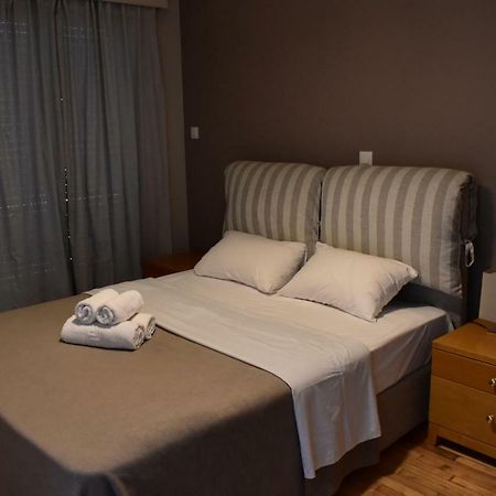 Chic Central Apartment In Evangelismos Metro Station Atene Esterno foto