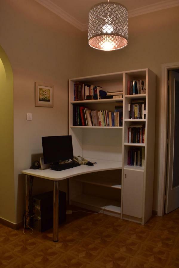 Chic Central Apartment In Evangelismos Metro Station Atene Esterno foto